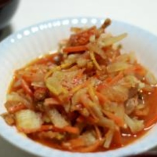 酸っぱいキムチが大変身！！豚バラと野菜のキムチ炒め